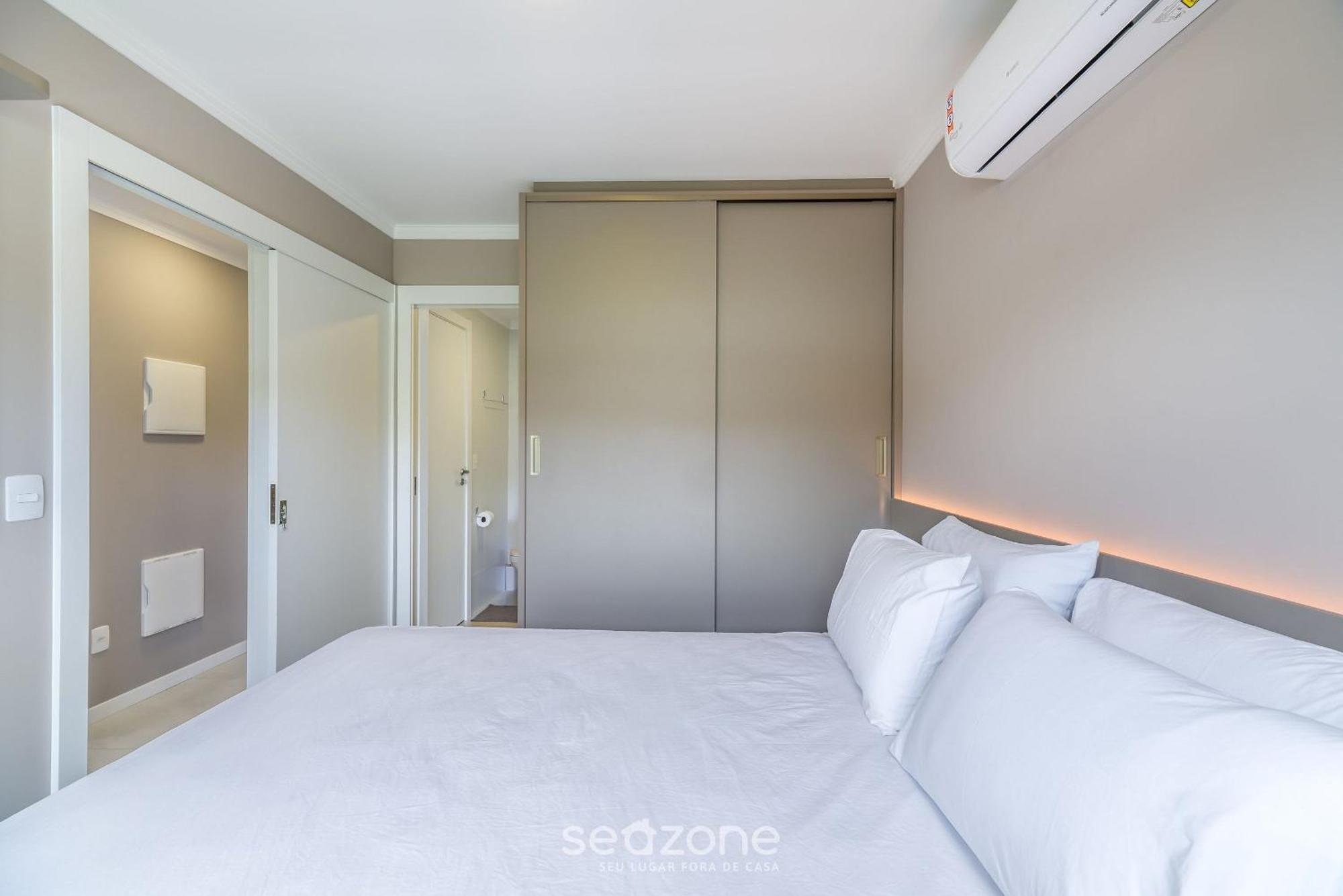 Apartamento Apto C/ Churrasqueira A 230m Da Ayr0202 *