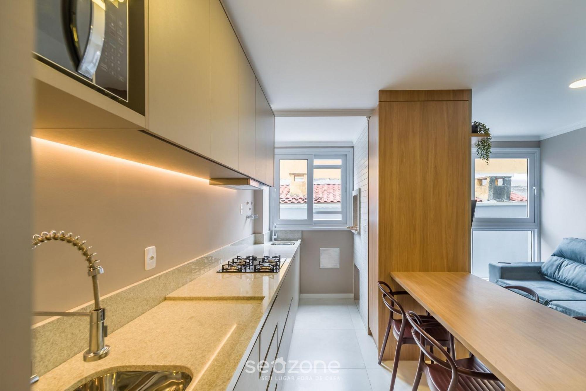 Apartamento Apto C/ Churrasqueira A 230m Da Ayr0202 *
